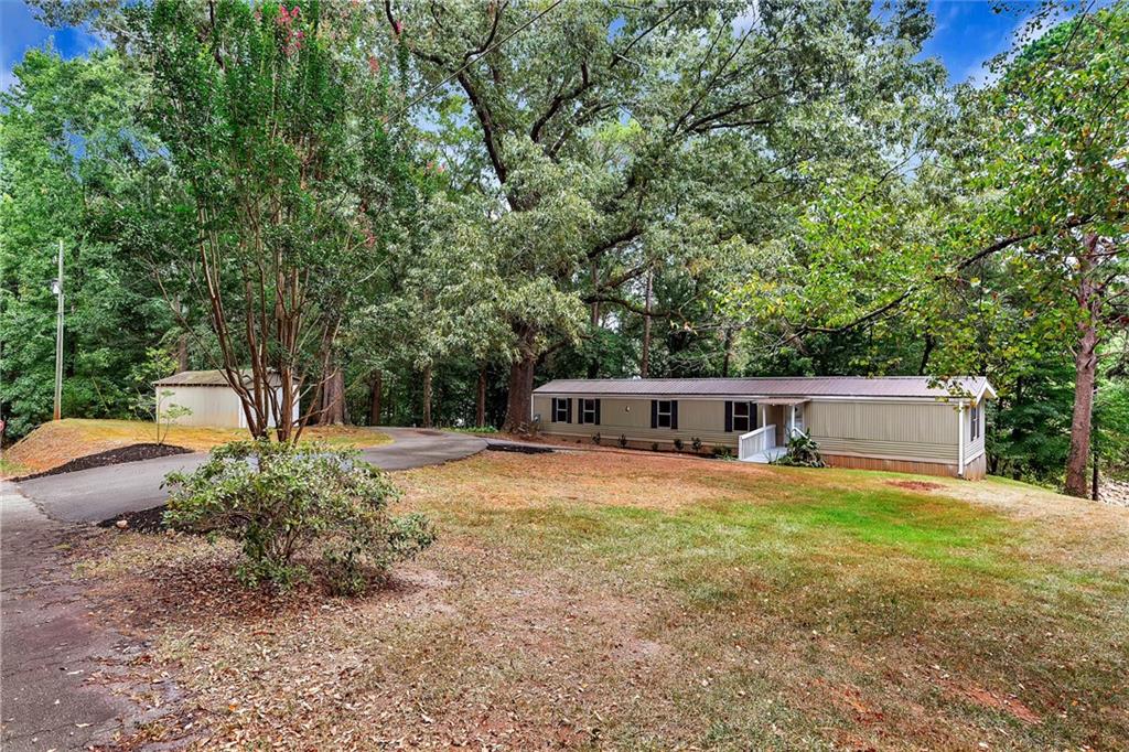 1001 Prater Ln Property Photo 5