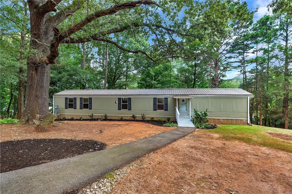 1001 Prater Ln Property Photo 7