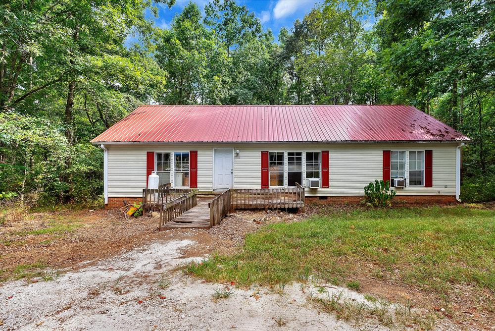109 Killam Ln Property Photo 1
