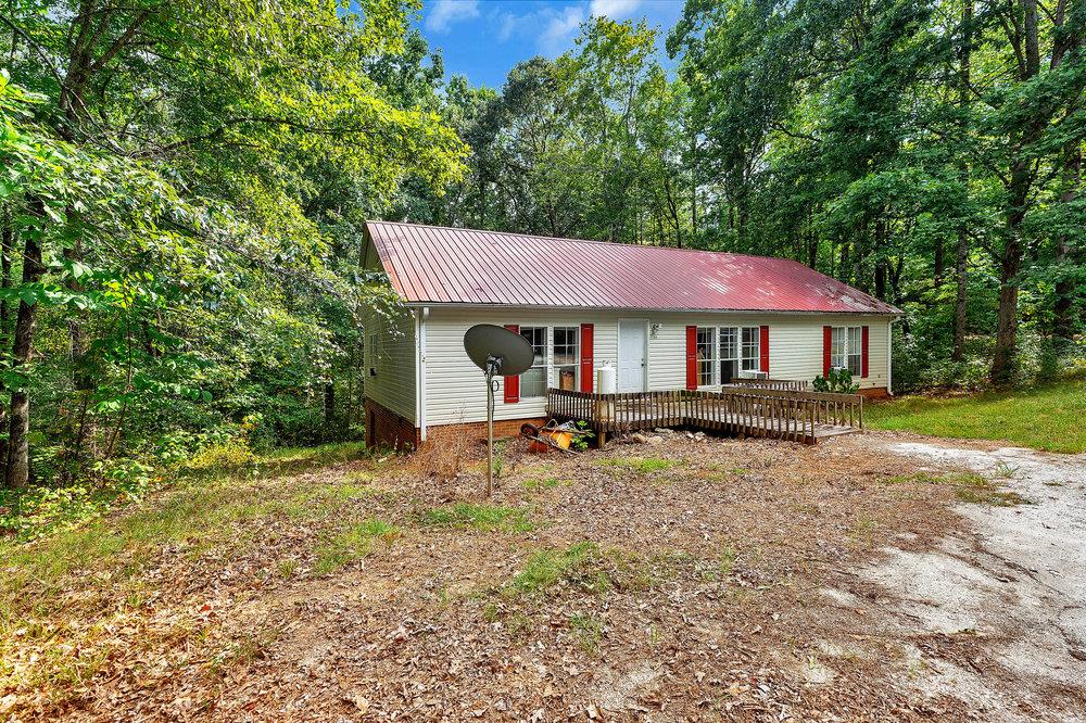 109 Killam Ln Property Photo 4