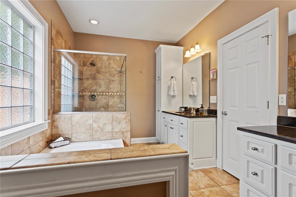 112 Silver Ridge Dr Property Photo 12