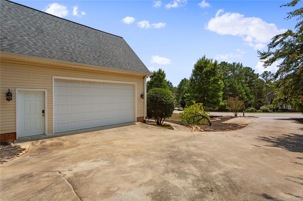 112 Silver Ridge Dr Property Photo 28