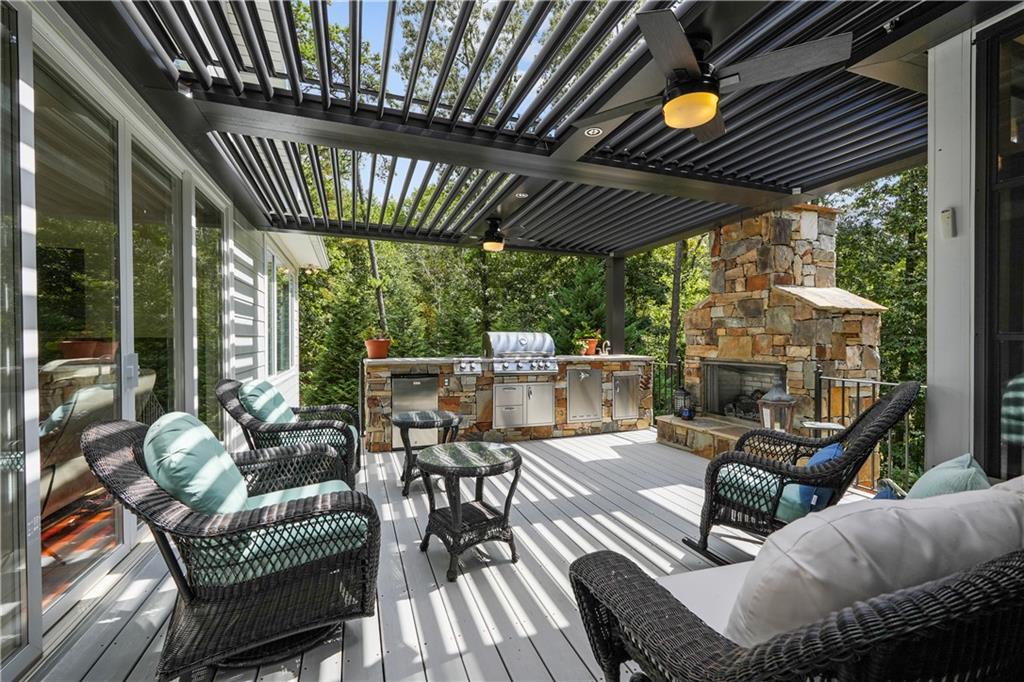 501 Birchbark Ct Property Photo 4