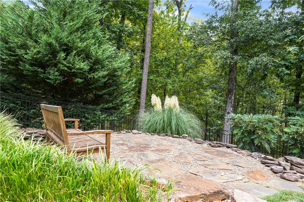 501 Birchbark Ct Property Photo 45