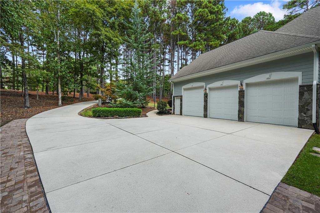 501 Birchbark Ct Property Photo 46