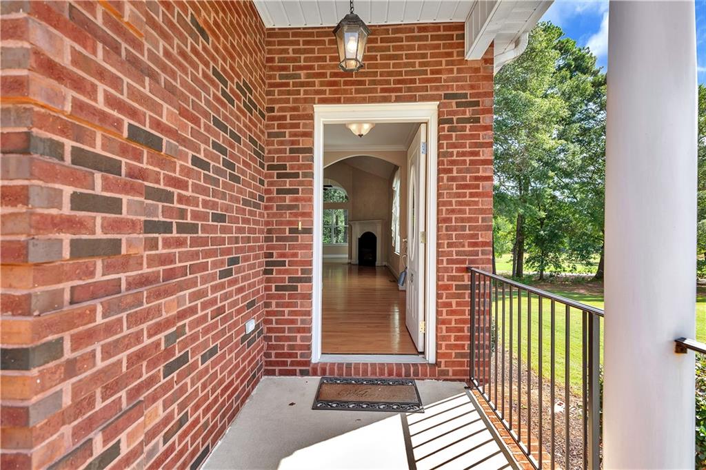 119 Green Chase E Property Photo 3