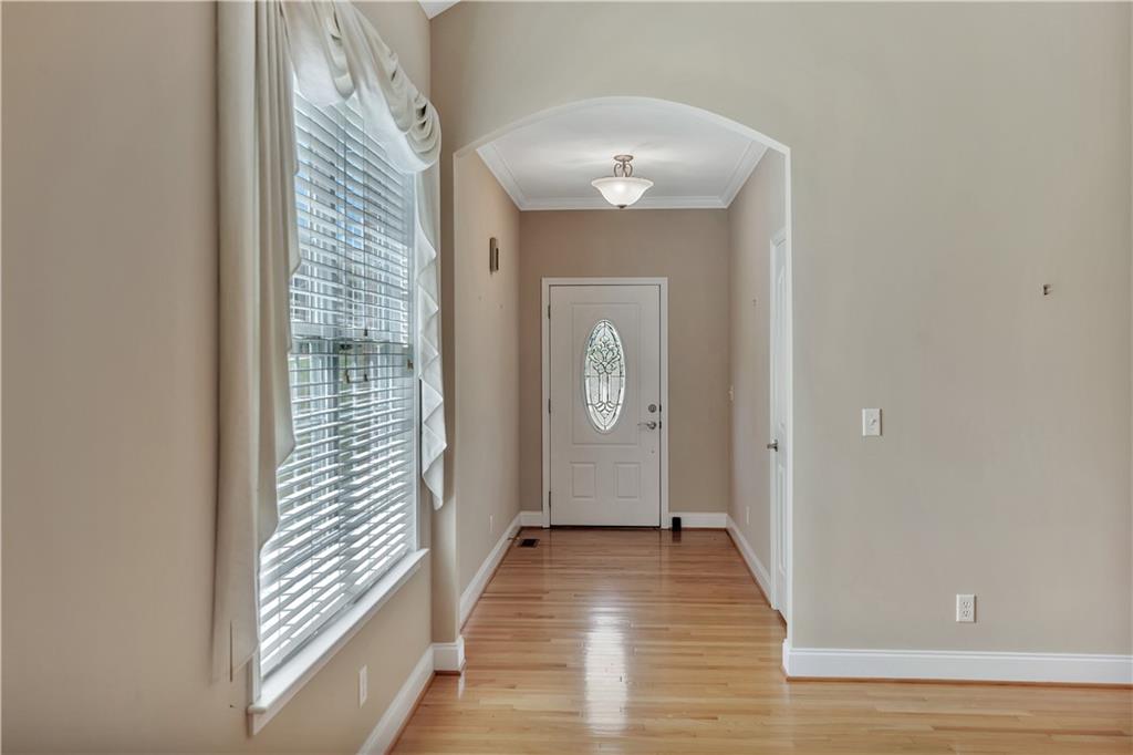 119 Green Chase E Property Photo 4