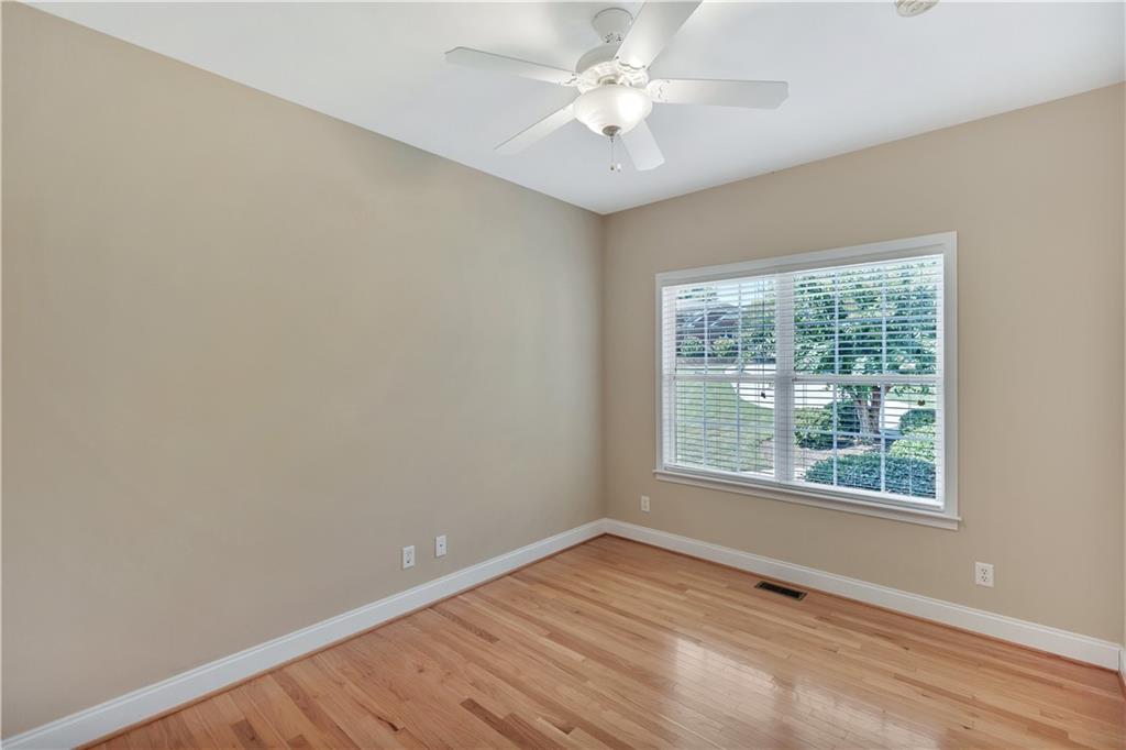 119 Green Chase E Property Photo 18