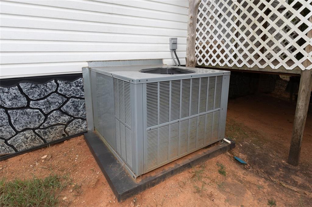 1008 Wilson Rd Property Photo 28