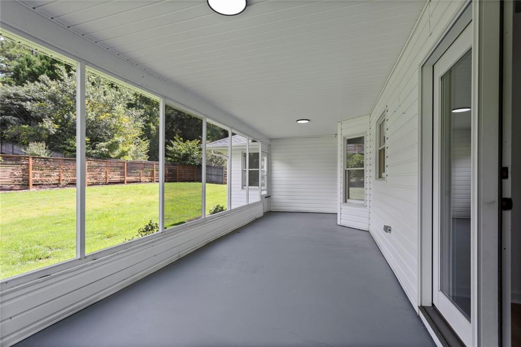 317 Shorecrest Dr Property Photo 25