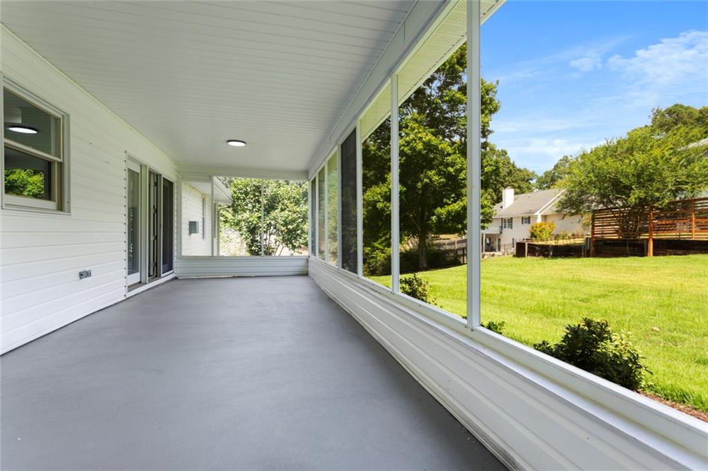 317 Shorecrest Dr Property Photo 26