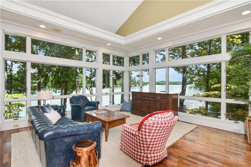 38 Calm Sea Dr Property Photo 15