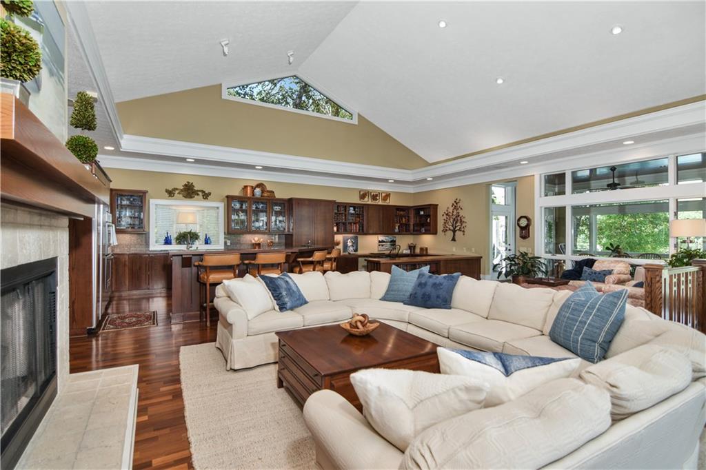 38 Calm Sea Dr Property Photo 18