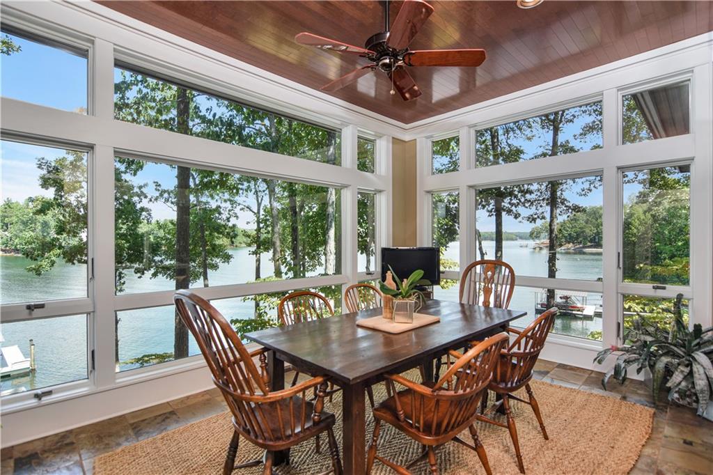 38 Calm Sea Dr Property Photo 23