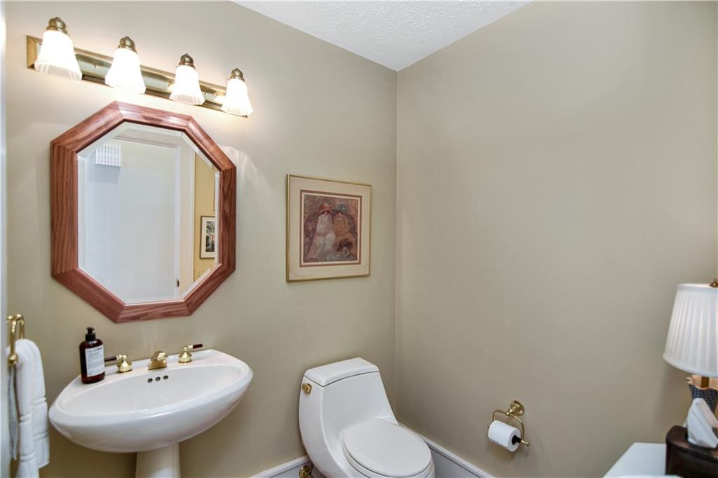 38 Calm Sea Dr Property Photo 44