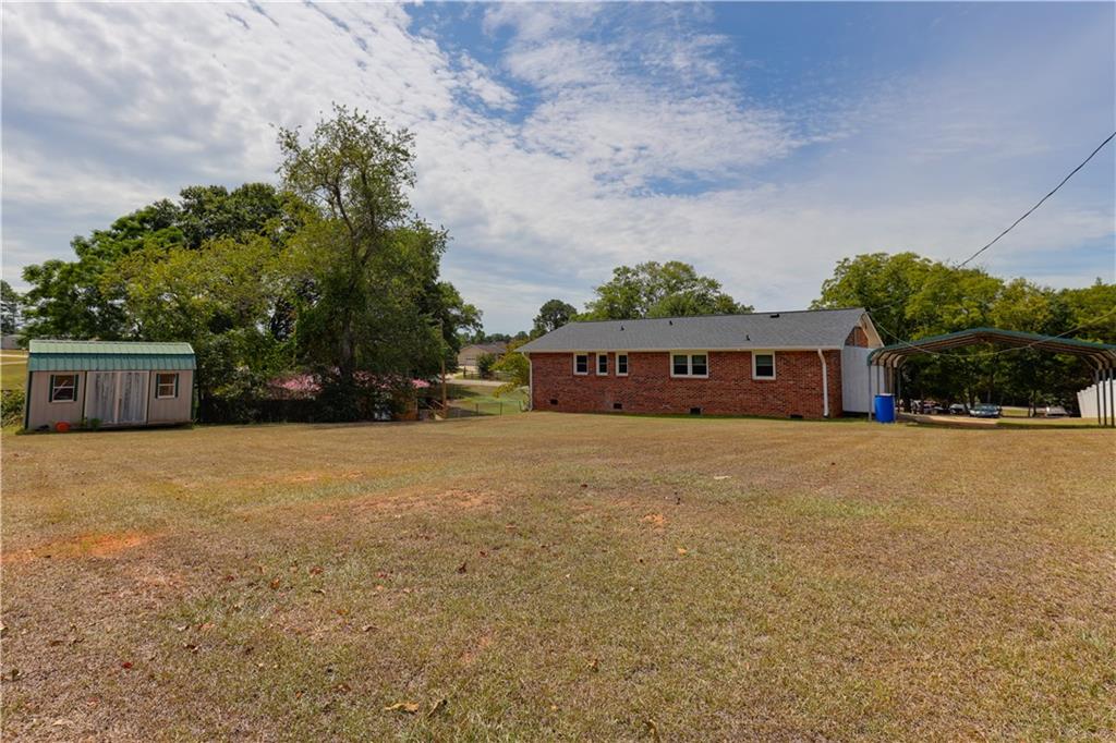 324 Cherry Dr Property Photo 3