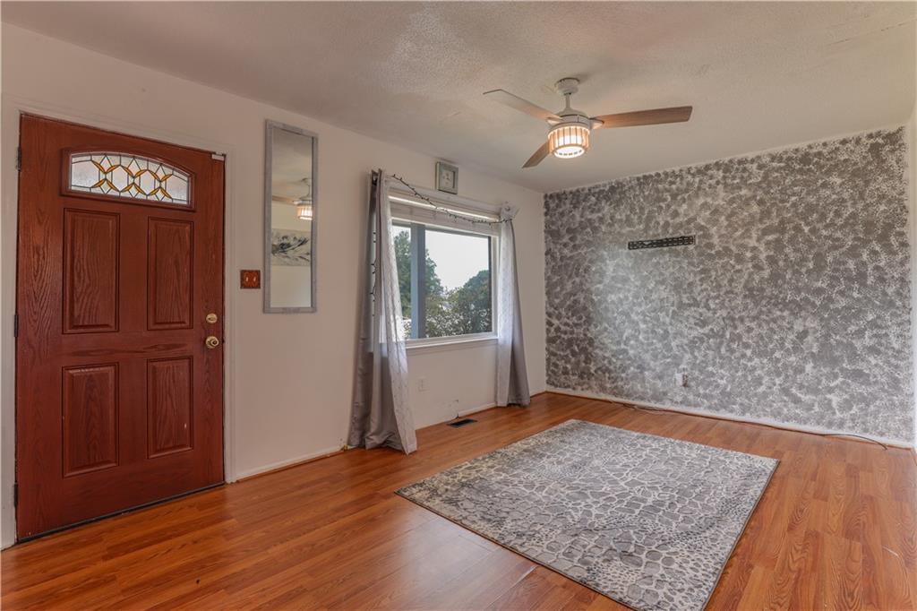 324 Cherry Dr Property Photo 7