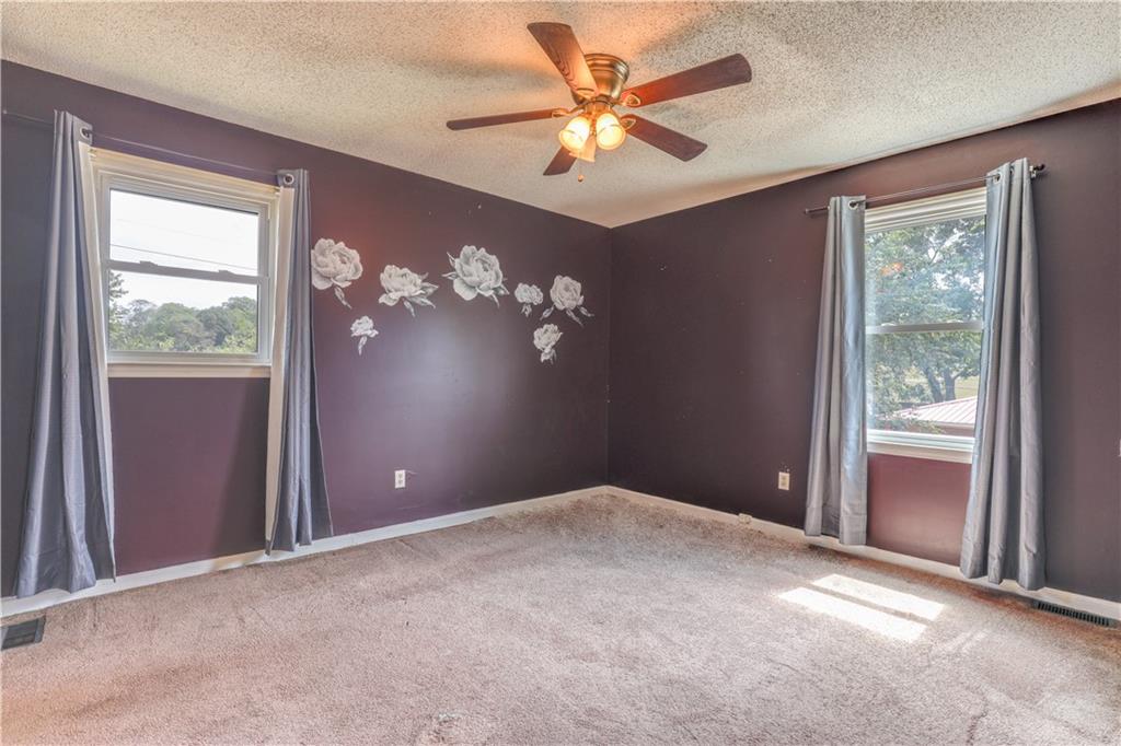 324 Cherry Dr Property Photo 9