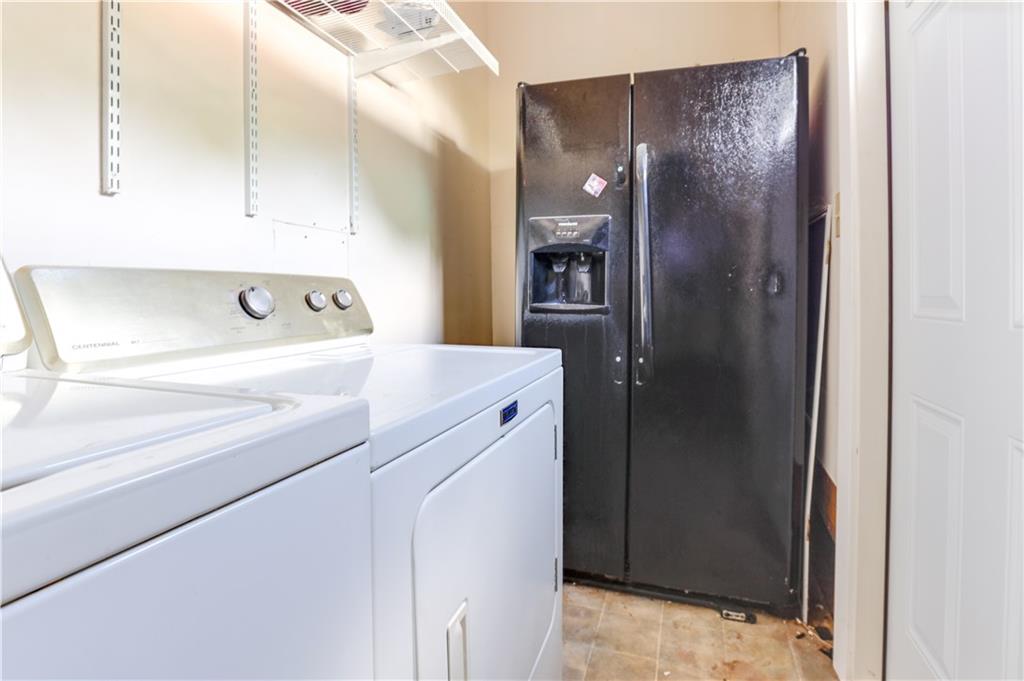 324 Cherry Dr Property Photo 16