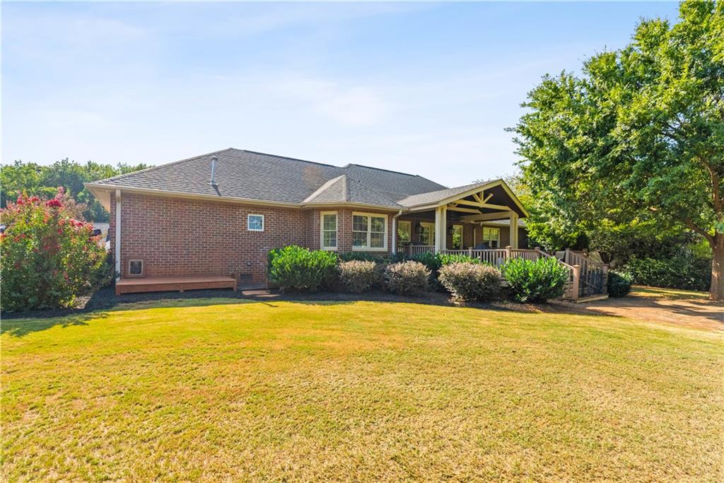 325 Smithfield Dr Property Photo 37