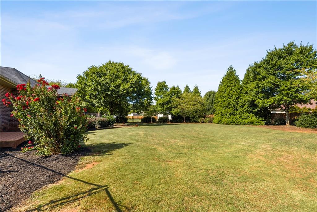 325 Smithfield Dr Property Photo 45