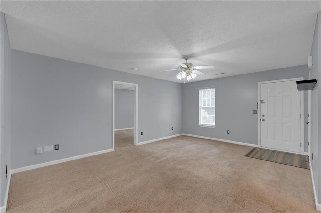119 Arbors Ct Property Photo 4