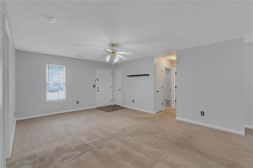 119 Arbors Ct Property Photo 5