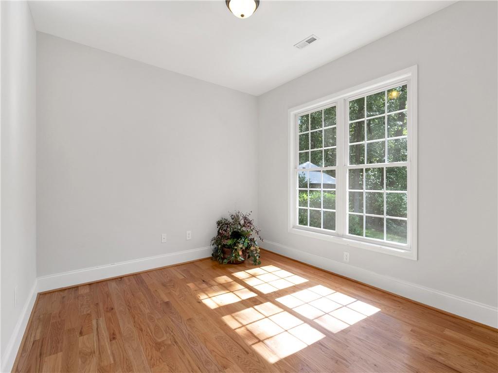 7 Narrows Ct Property Photo 23