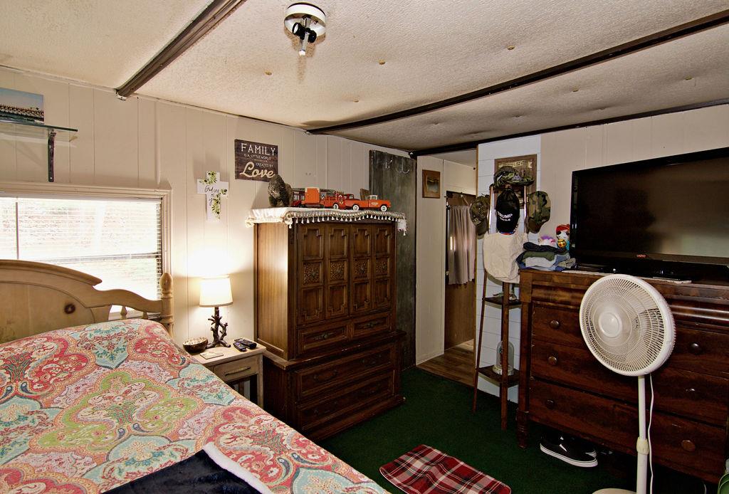110 Weatherly Dr Property Photo 12