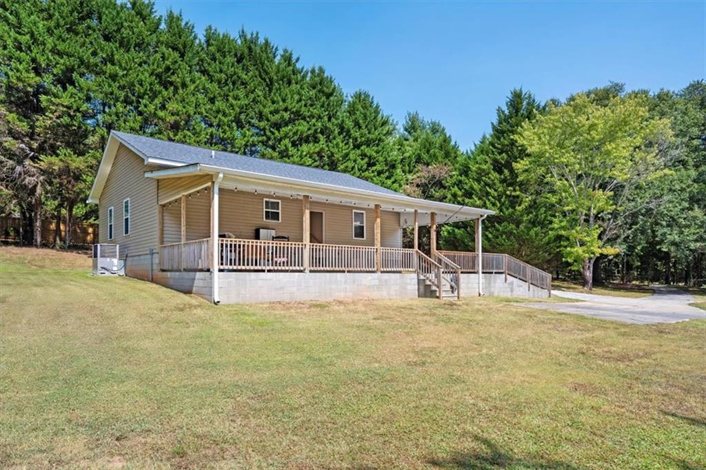 109 Darby Ct Property Photo 2