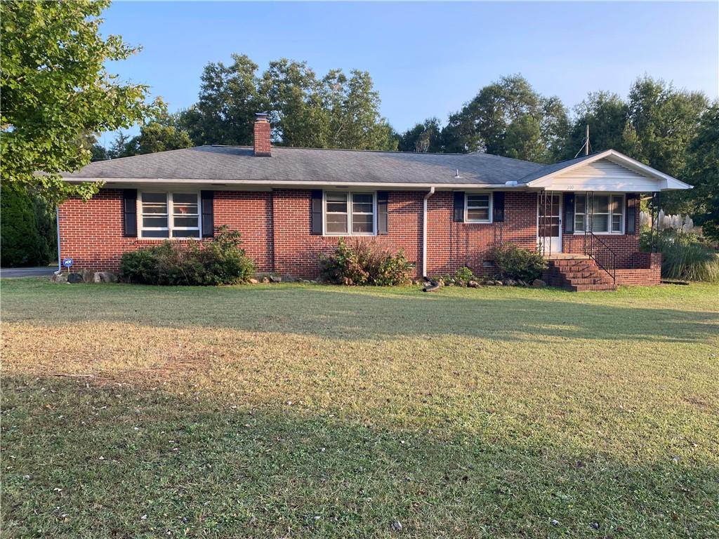 200 Alice Dr Property Photo 3