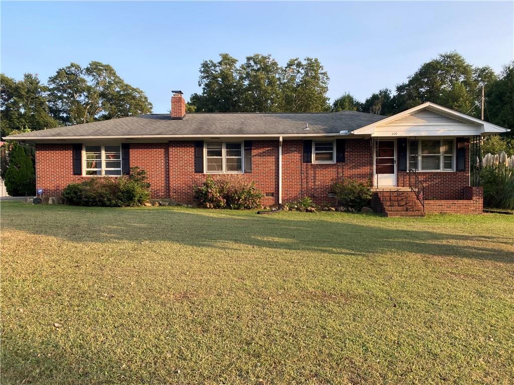 200 Alice Dr Property Photo 4