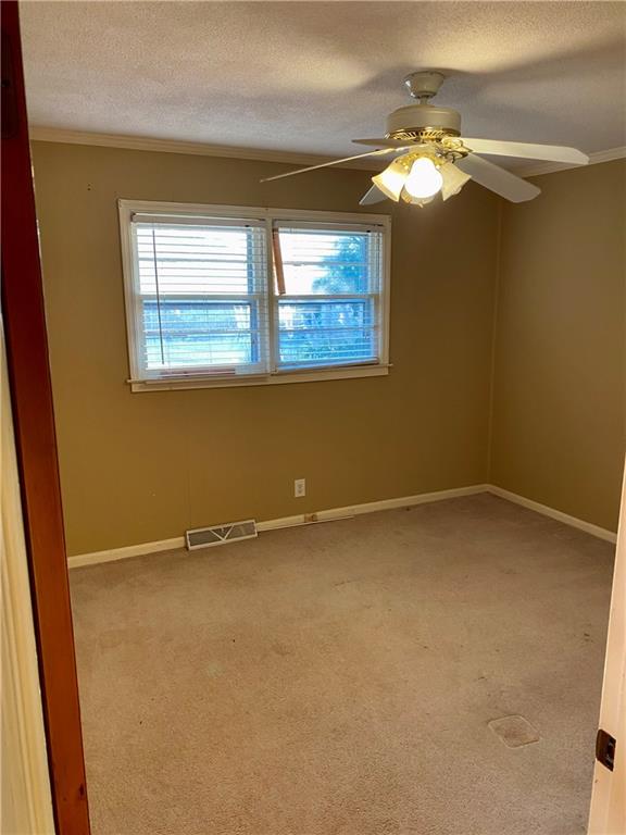 200 Alice Dr Property Photo 15