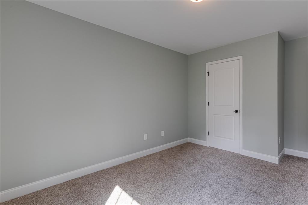 102 Pawleys Ct Property Photo 37