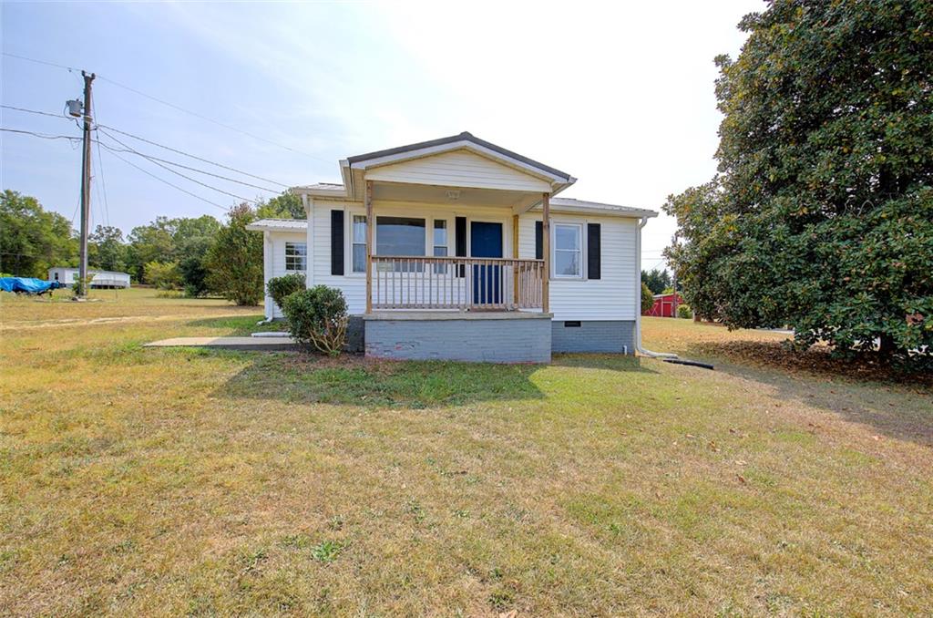 210 Poore Rd Property Photo 4