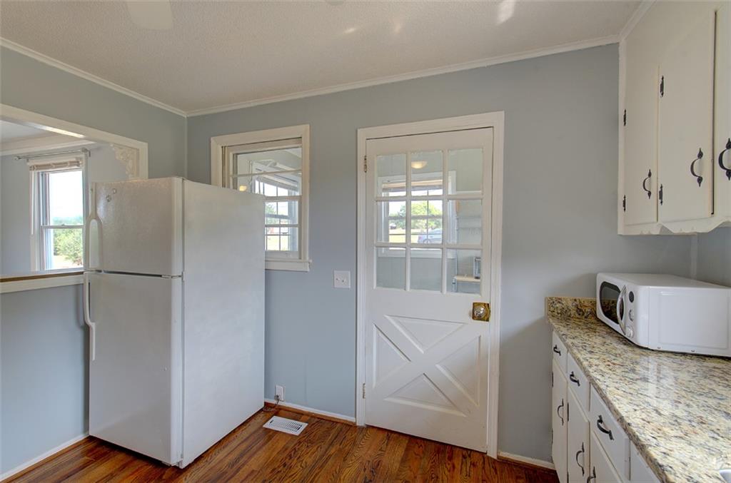 210 Poore Rd Property Photo 17