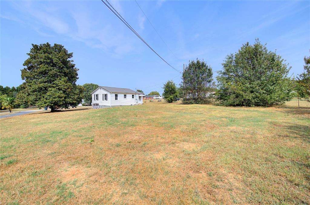 210 Poore Rd Property Photo 34