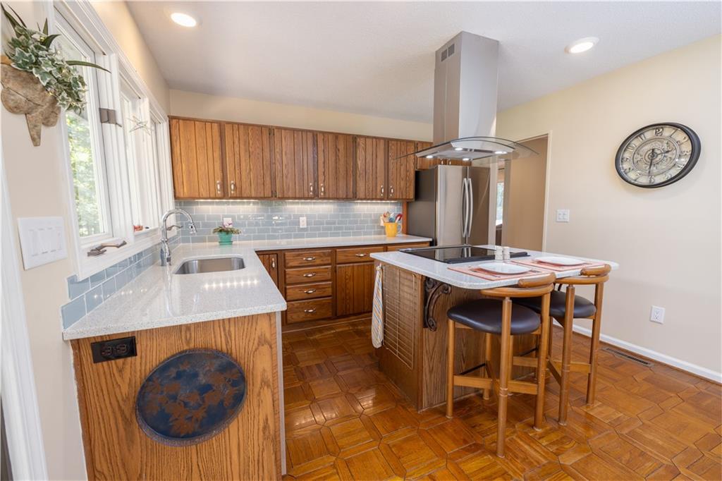 44 Par Harbor Way Property Photo 10