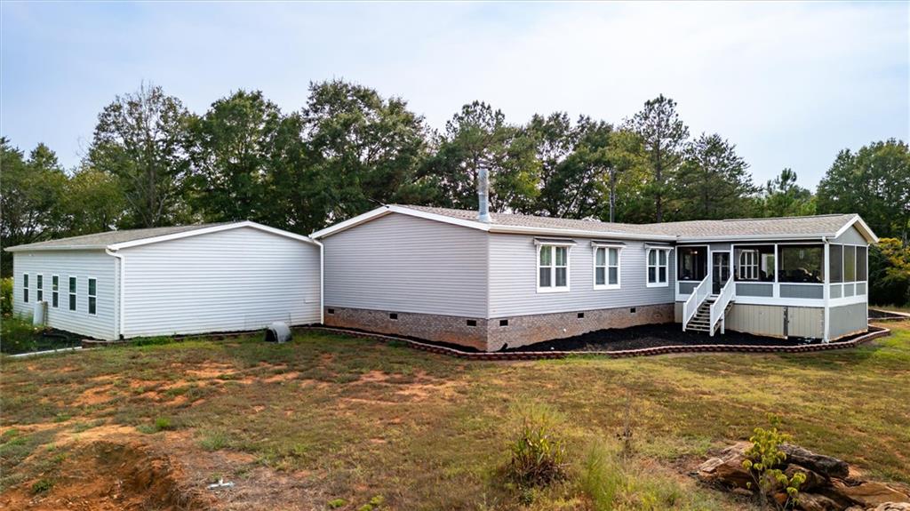 651 Shady Grove Rd Property Photo 5