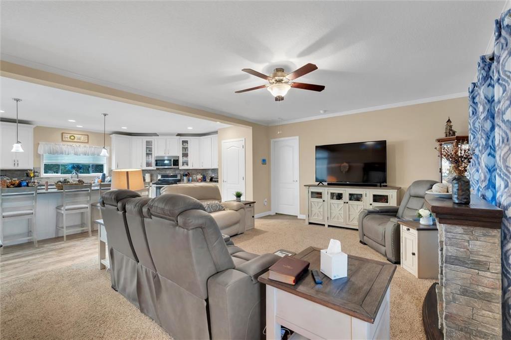 651 Shady Grove Rd Property Photo 8