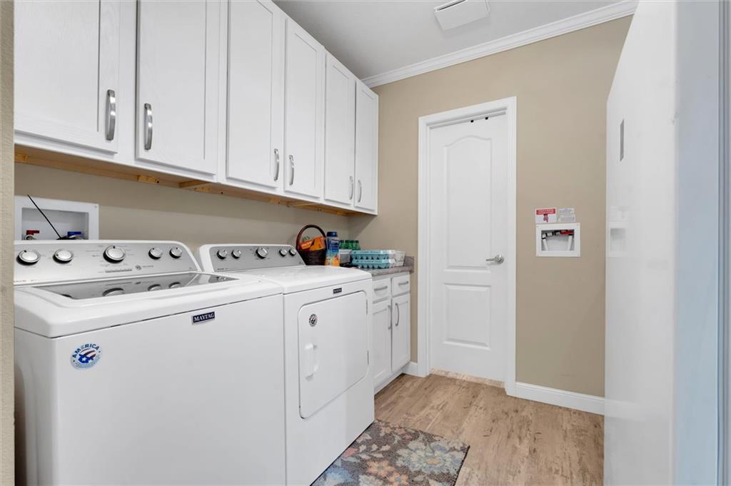651 Shady Grove Rd Property Photo 29