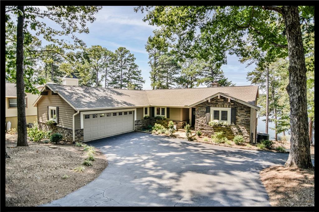 25 Spy Glass Ln Property Photo 2