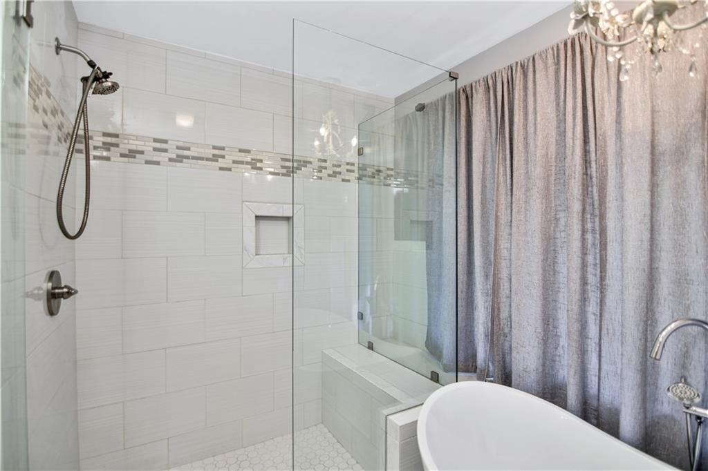 25 Spy Glass Ln Property Photo 32