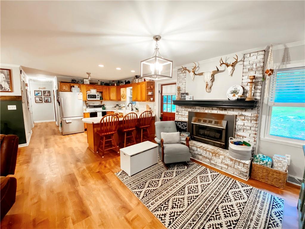 201 Larkwood Rd Property Photo 8