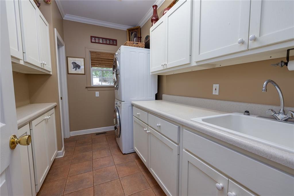 125 Pinnacle Pointe Dr Property Photo 23