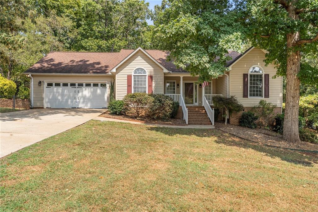703 Sunny Shore Ln Property Photo 1