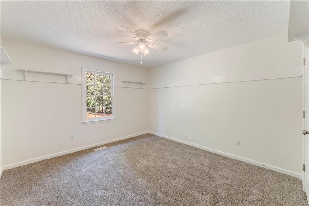 703 Sunny Shore Ln Property Photo 25