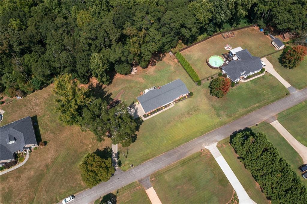 1153 Lakeview Dr Property Photo 40