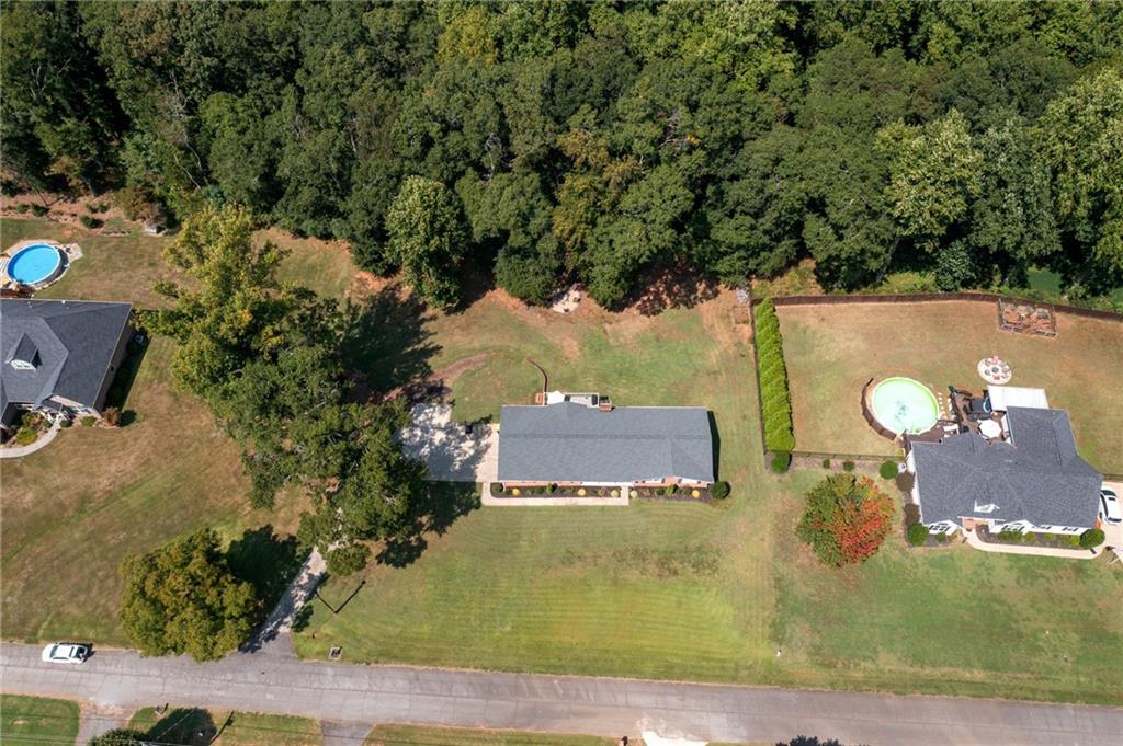 1153 Lakeview Dr Property Photo 41