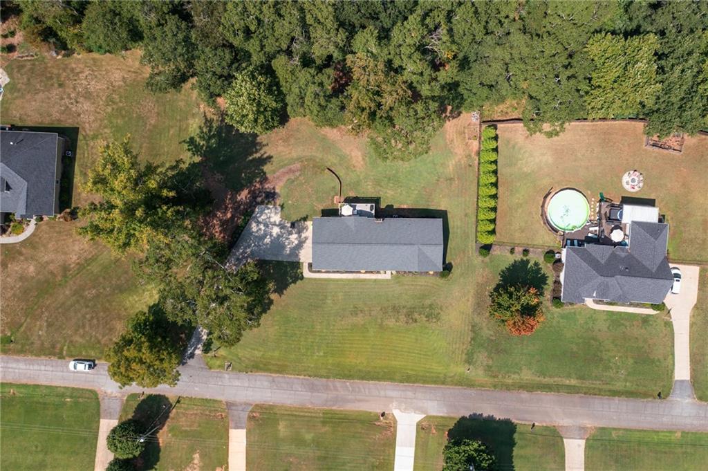 1153 Lakeview Dr Property Photo 47